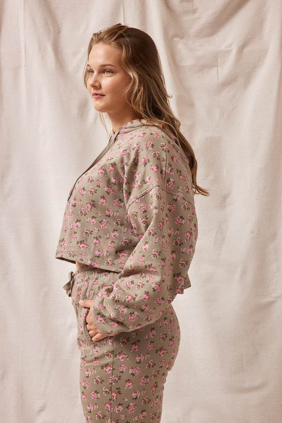 Olive Floral Crop Hoodie Pullover - Trixxi Clothing